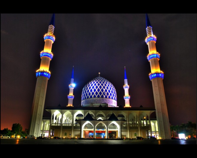 Masjid Shah Alam