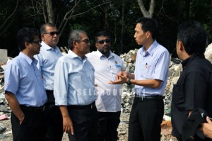 Lawatan kerja YB Ean Yong ke tapak sampah haram Jalan Sungai Saim Klang (7)