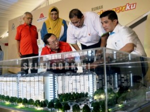 MB merasmikan Rumah Selangorku Mah Sing di Rawang (5)