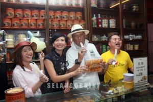Tourism bersama Dato nazri dan YB Ng Suee Lim melawat sekitar Sekinchan (9)