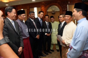 MB berjumpa Muhyiddin Yassin tandatangan perjanjian tambahan air di Putrajaya (13)
