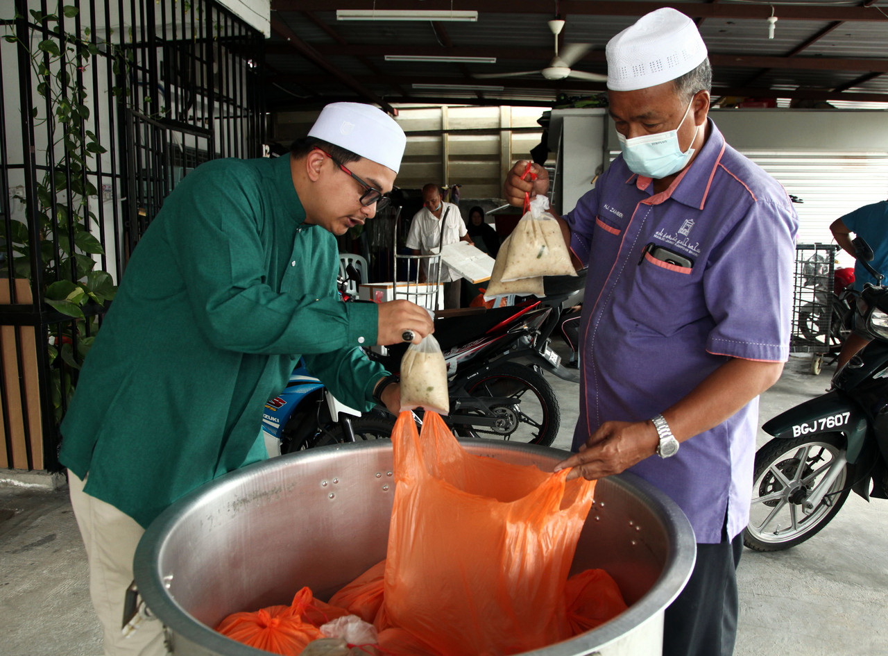 Bubur Lambuk Kampung Baru Kembali Meriahkan Ramadan Selangorkini