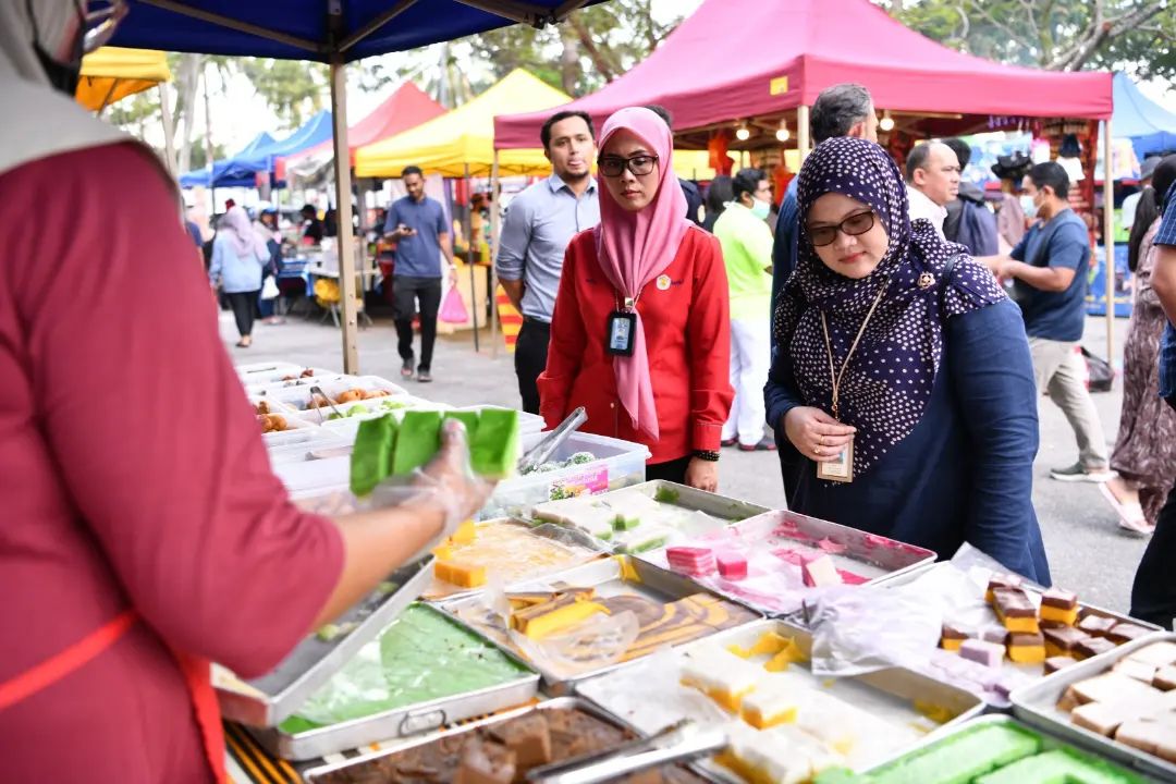 Mpaj Kompaun Lima Peniaga Gajikan Pekerja Asing Di Bazar Ramadan