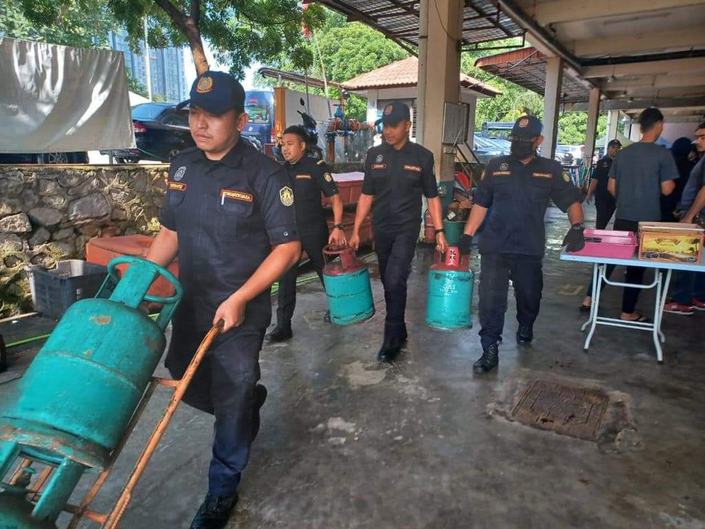 Padah Beroperasi Tanpa Lesen Premis Perniagaan Disita Mpaj