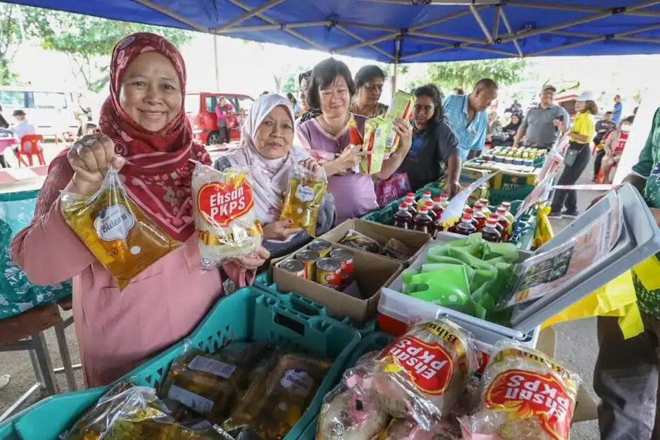 Bantu Rakyat Berjimat Jualan Ehsan Rahmah Diteruskan Di Lima Tempat