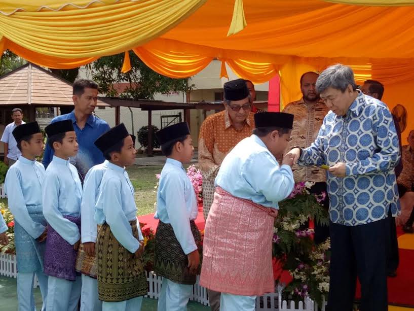 YIDE: 66 anak yatim terima duit raya RM100 – Selangorkini