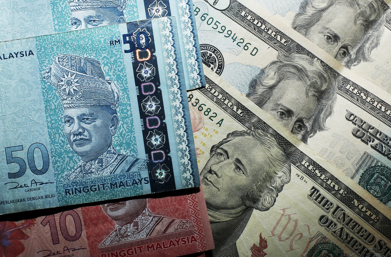 ringgit-closes-lower-against-us-dollar-major-currencies-fmt