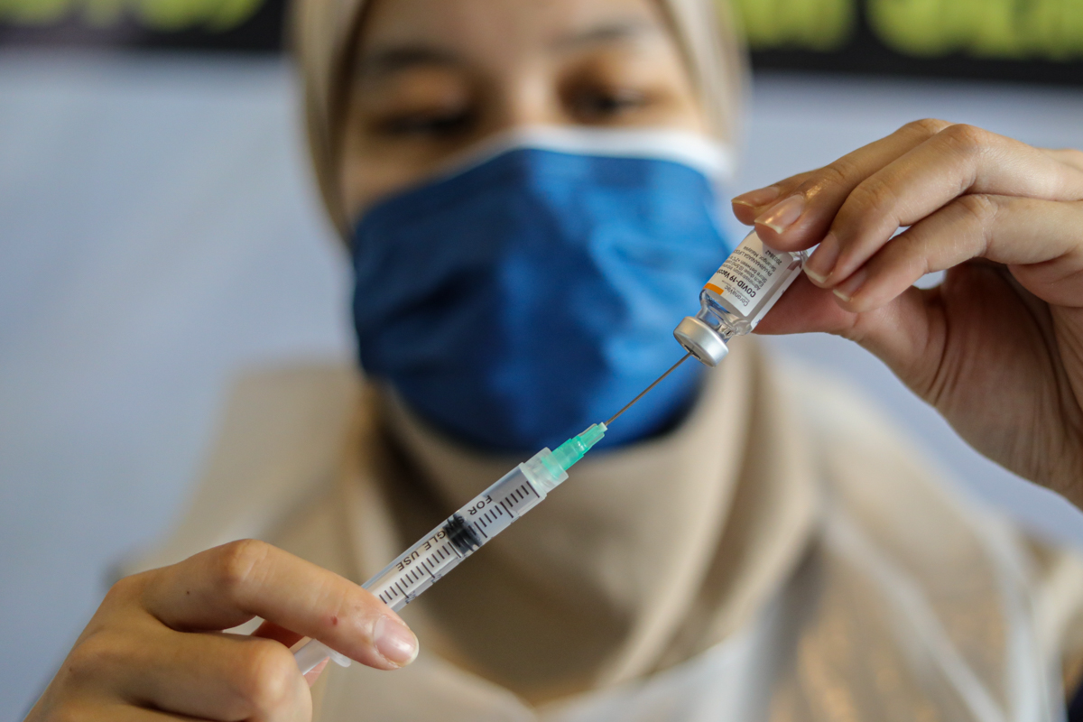 Dewan mpsj puchong indah vaccine