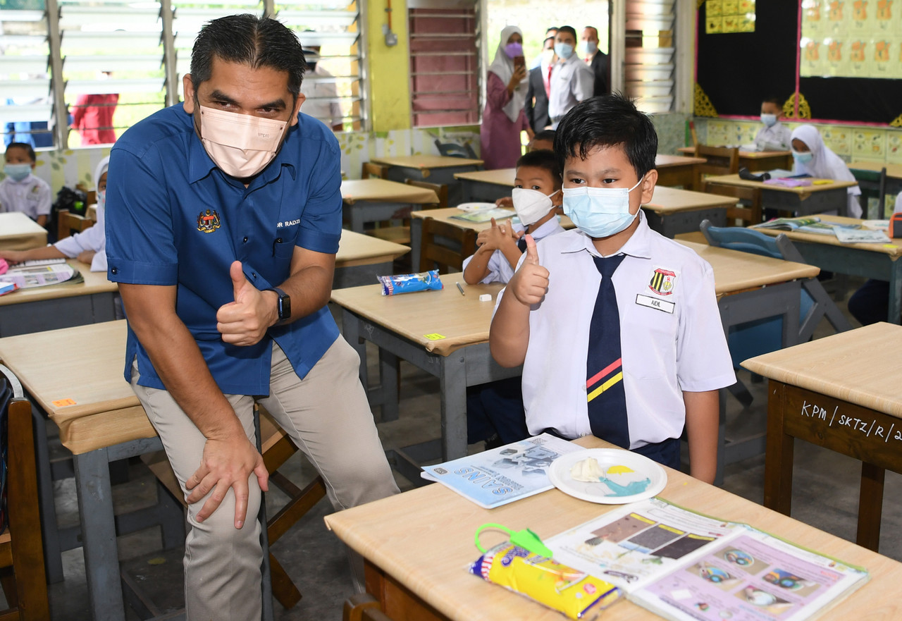 Menteri: Sesi Sekolah Tahun Depan Kekal Bermula Mac - Selangorkini