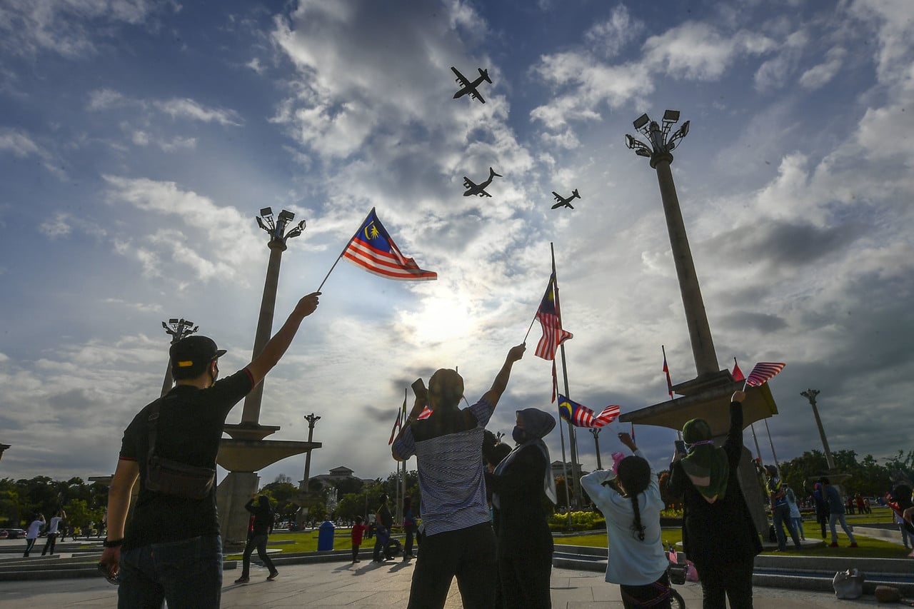 Pesawat TUDM terbang rendah, latihan bermula esok hingga 2 Jun ...