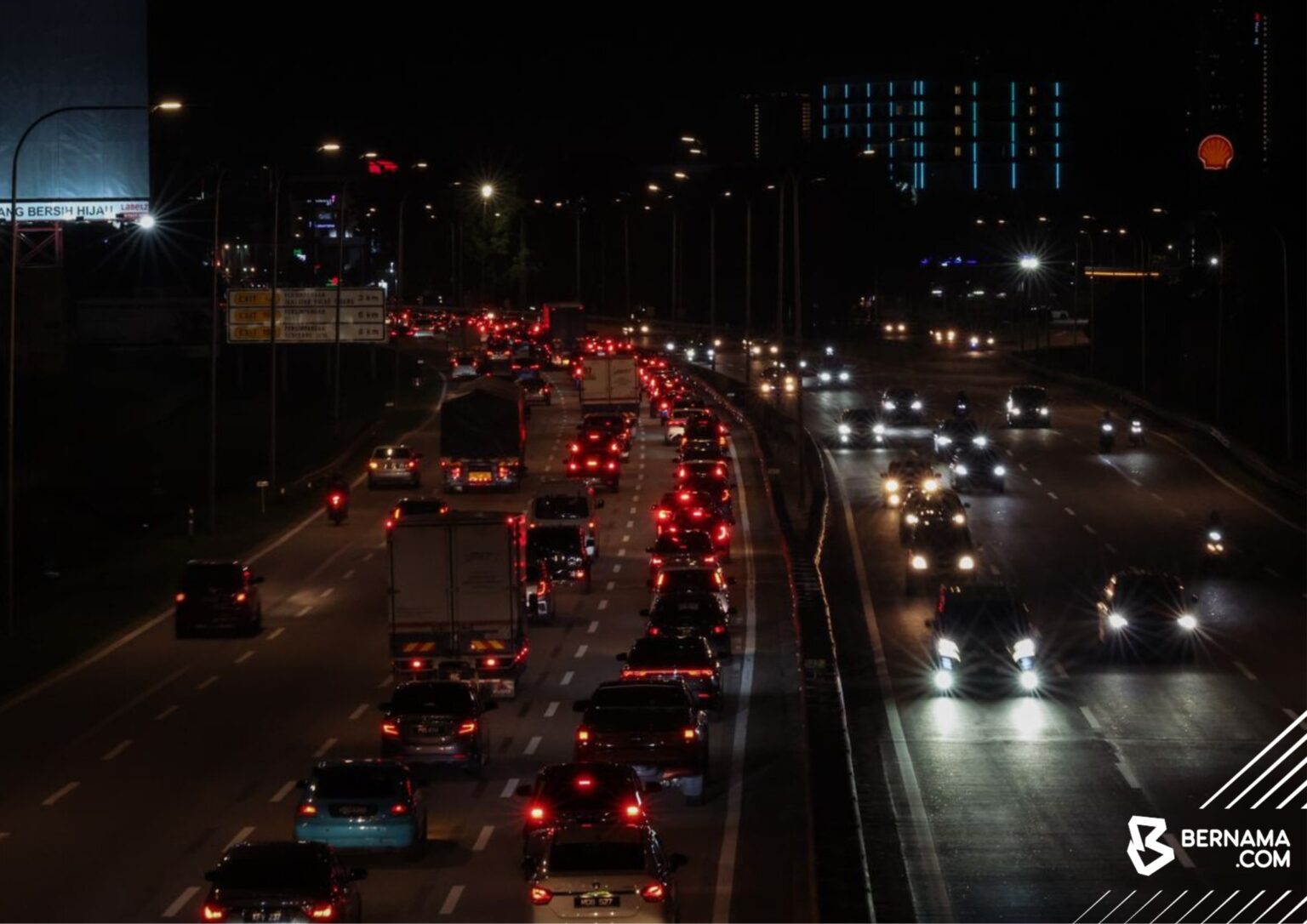 Kemalangan lori, tiga kenderaan, trafik sesak lebih lima kilometer dari Ipoh ke Terowong Menora